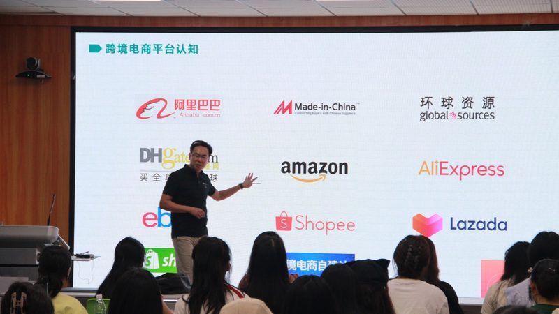 在选择北京网店装修公司时，可以从以下几个方面进行考量：